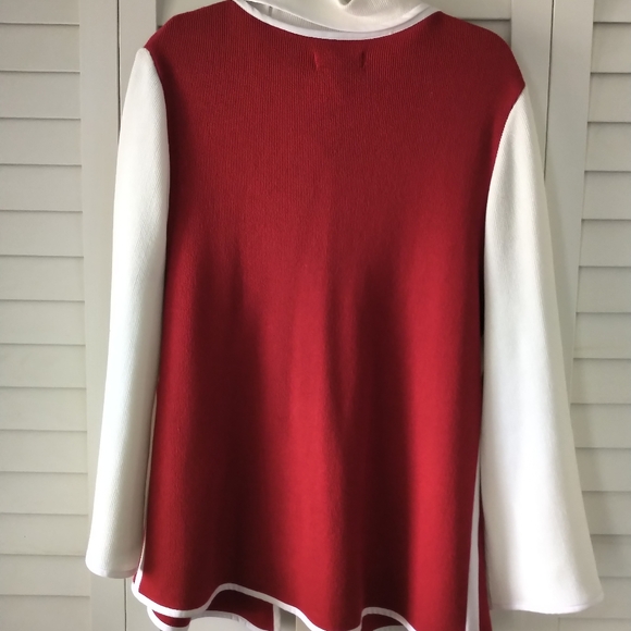 Kristina Nagy Designer Collection. Size XL. Canadian Made - Picture 2 of 6